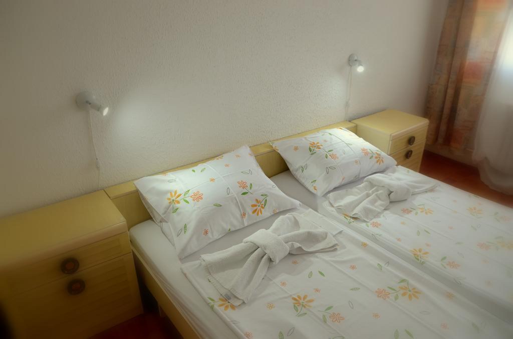 Apartment Mara Kladovo Eksteriør bilde