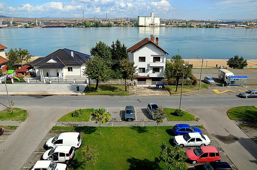 Apartment Mara Kladovo Eksteriør bilde